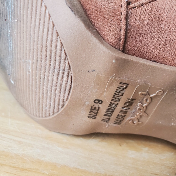 Qupid Boots - Picture 5 of 14